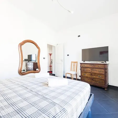 Apartment Of Genoa's Executioner *